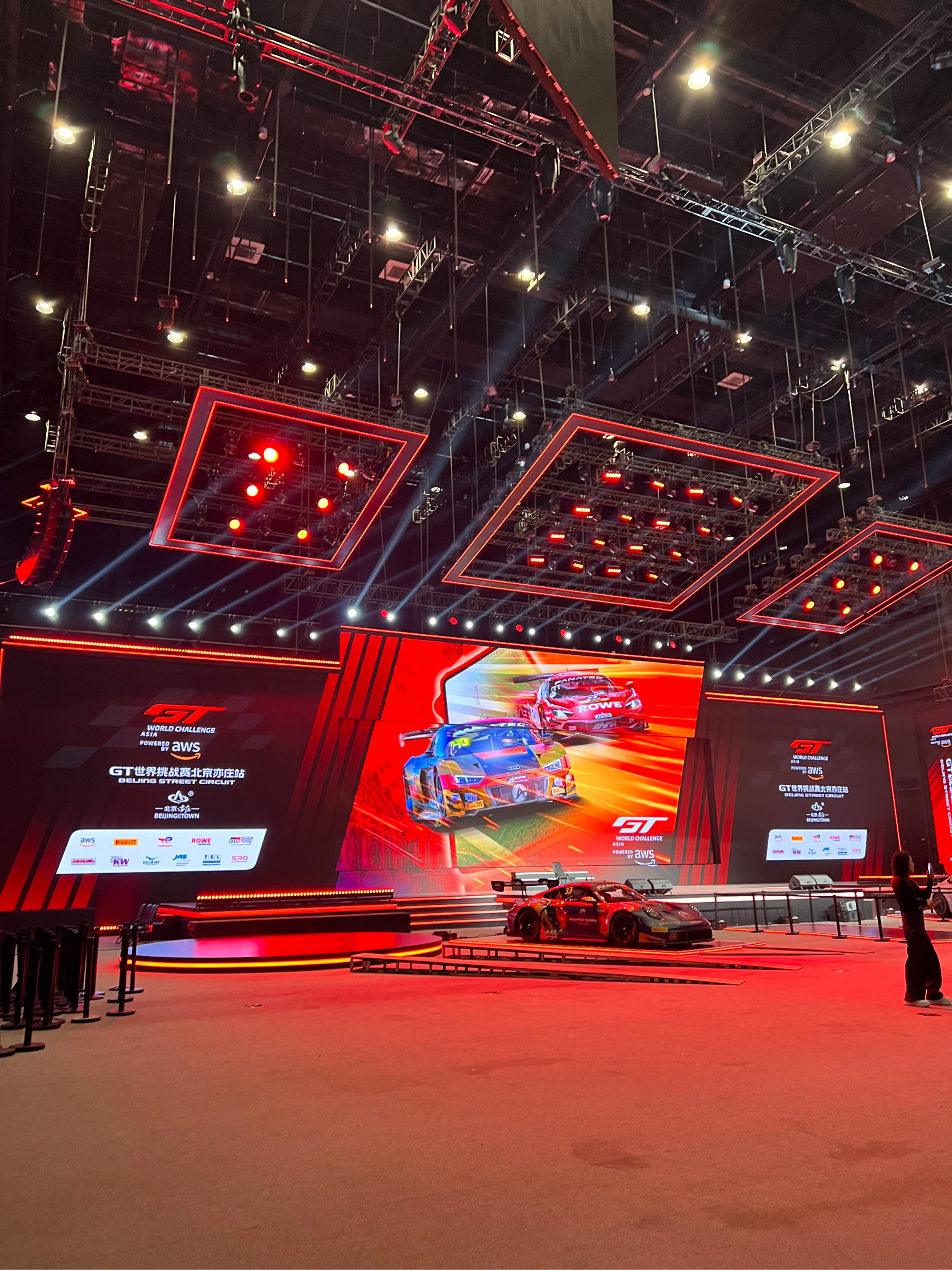 包含国际比赛日上海久事复出首秀:意大利杯节点到来;引发热议;轮换策略成焦点的词条 包含国际比赛日上海久事复出首秀:意大利杯节点到来;引发热议;轮换策略成焦点的词条