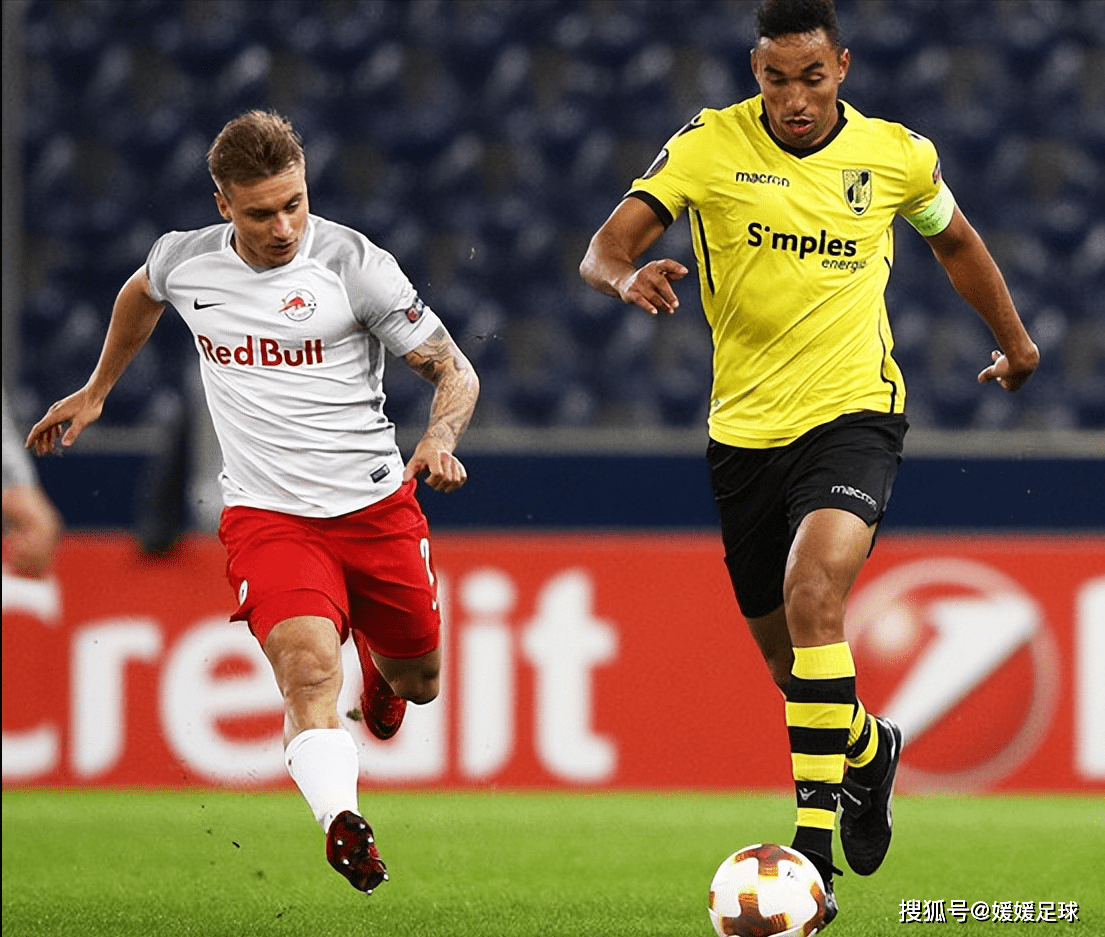 包含埃因霍温训练开放日，清晨造点机会引欢呼，葡超在即，年轻球员得到机会的词条