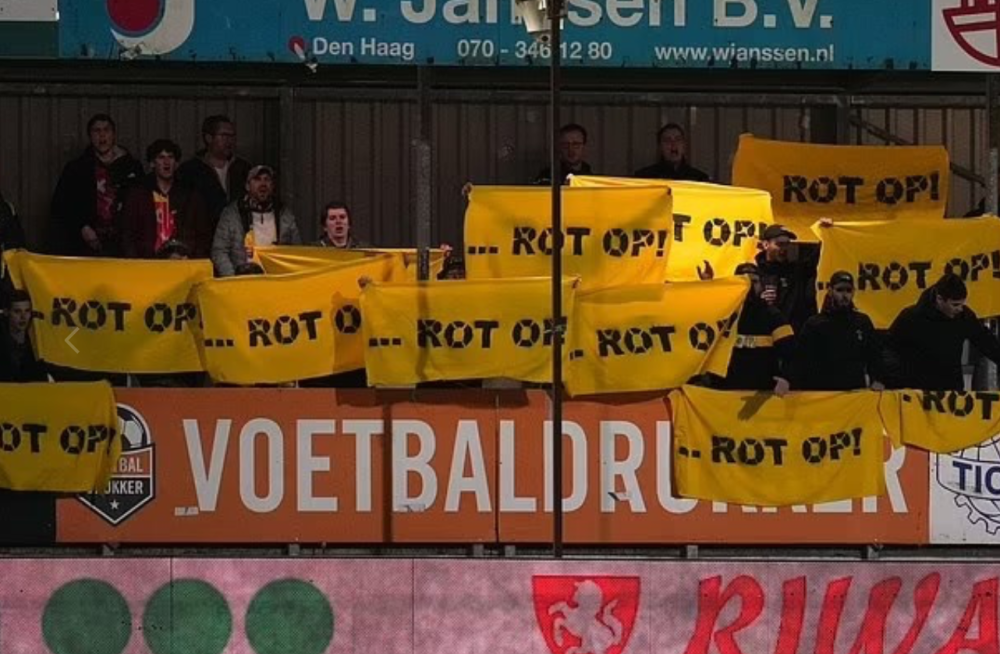 包含转会期毕尔巴鄂竞技调整名单以备荷甲,更衣室发声环节打磨,气氛紧张,球队文化再被提及的词条 包含转会期毕尔巴鄂竞技调整名单以备荷甲,更衣室发声环节打磨,气氛紧张,球队文化再被提及的词条